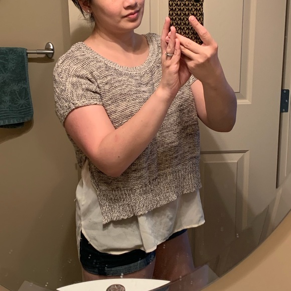 Costa Blanca short sleeve sweater top - Picture 3 of 3